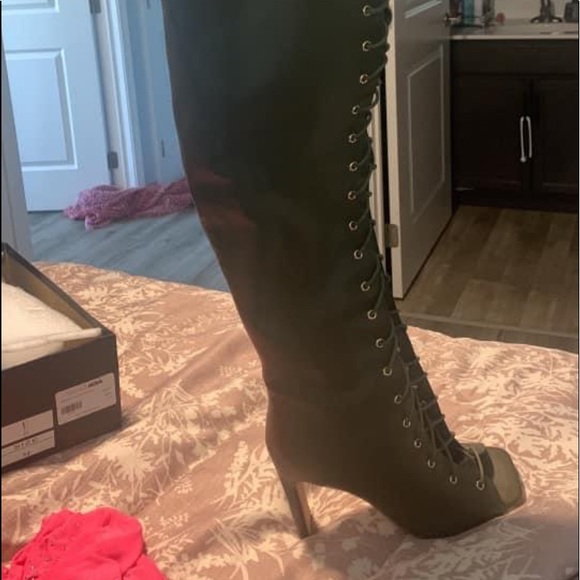 Different - Picture 1 of 8